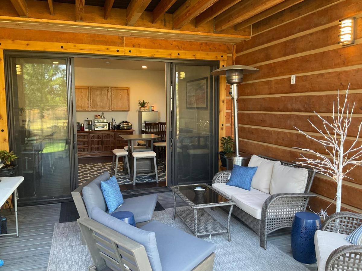 Beautiful Riverfront Near Mt Bachelor With Hot Tub Bend Exterior foto